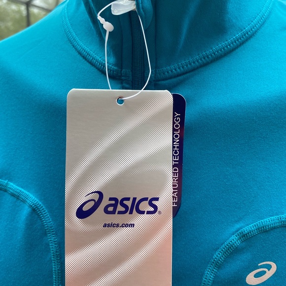 Asics Women’s Favorite Half-Zip Jacket - Picture 3 of 6